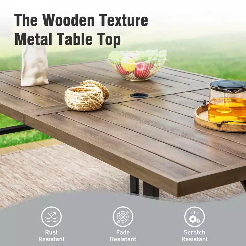 Ensemble de mobilier de cuisine 7 pièces Captiva Designs avec table à manger aspect bois et chaises en métal rembourrées