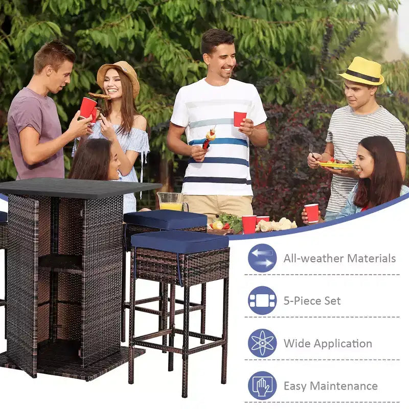 Costway Ensemble de 5 Tabourets de Bar en Rotin avec Table de Patio, Étagère de Rangement Dissimulée et Coussins