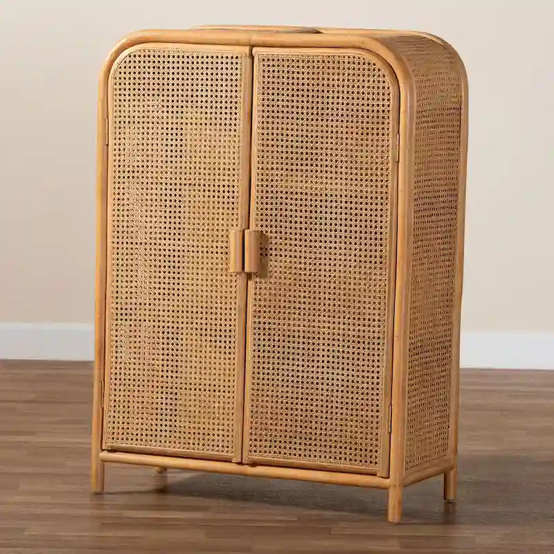 Armoire de rangement 2 portes Curacao Modern Bohemian en rotin miel clair