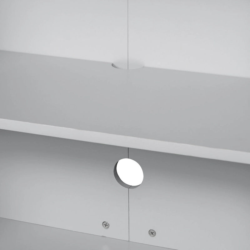 Bahut moderne avec grand espace de rangement, poignées et pieds en métal pour salon et salle à manger