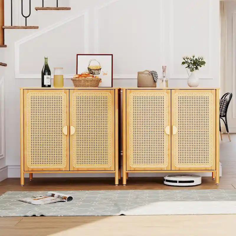 Buffet de cuisine d'appoint style bohème et rustique avec portes