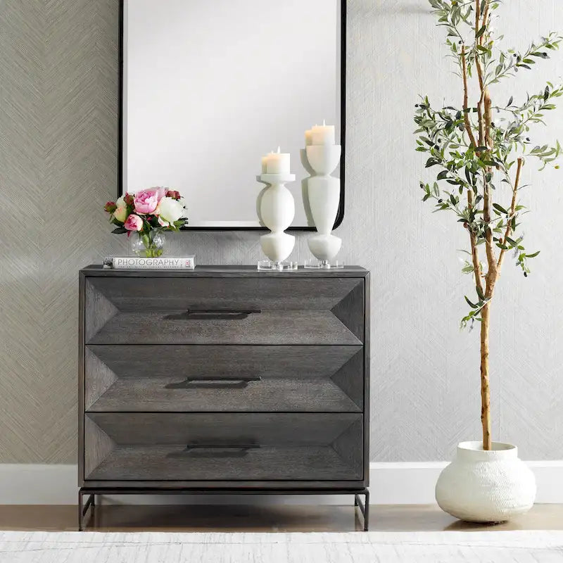 Commode d'appoint en noyer foncé – 32H x 36L x 18P